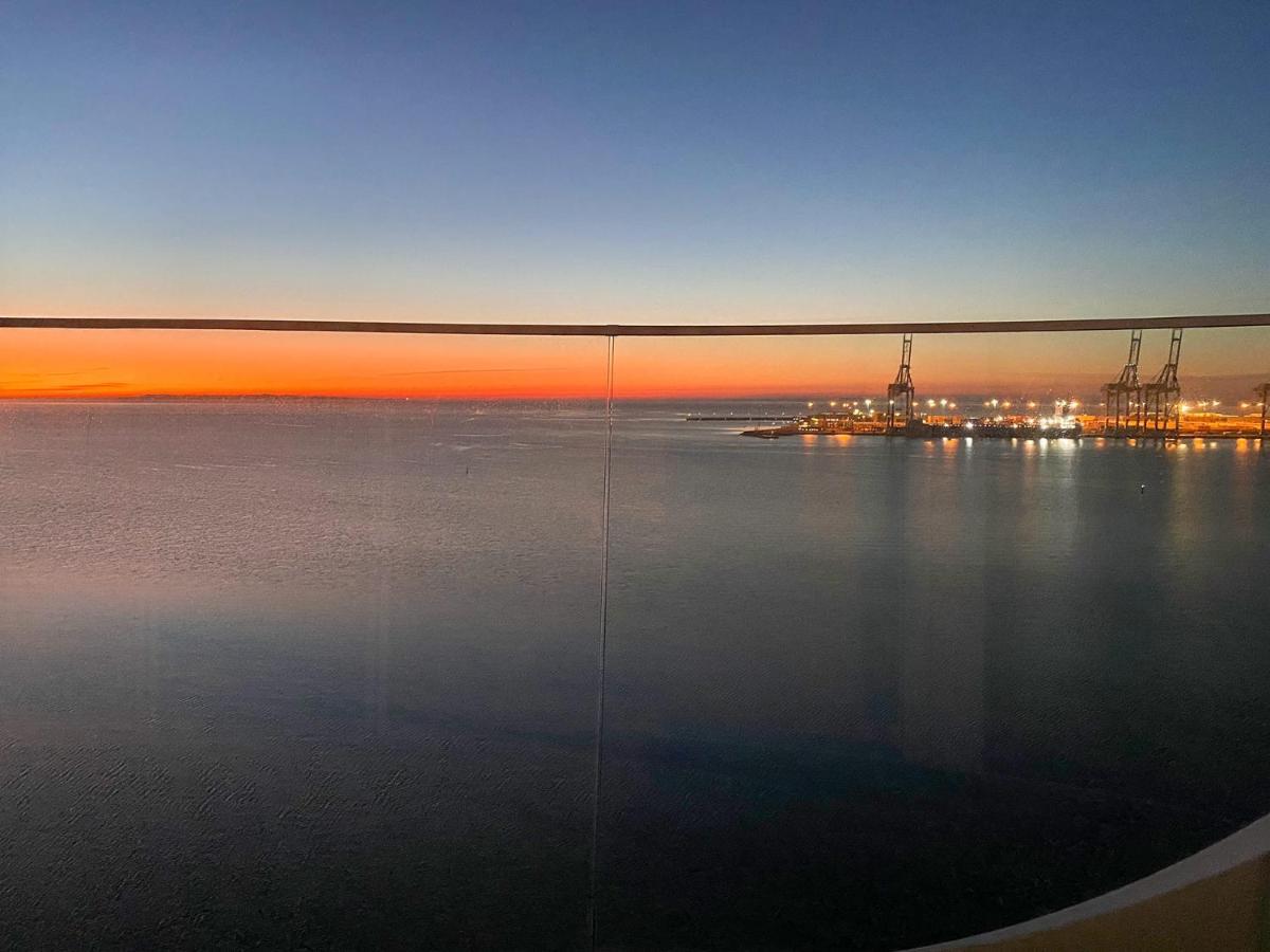 Amazing Sea View Apartment オールフス エクステリア 写真